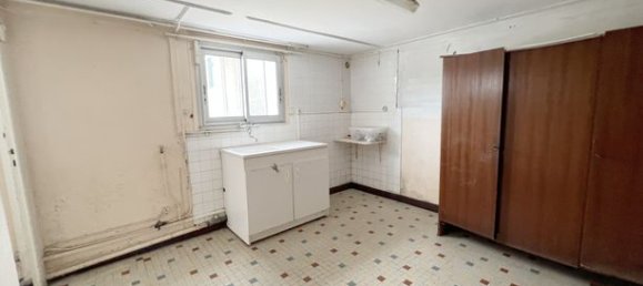 Casa de 4 dormitorios en Buxerolles, France No. 312057 9