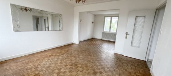 Casa de 4 dormitorios en Buxerolles, France No. 312057 2