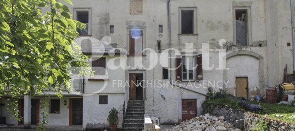 Studio in Alfedena, Italy No. 115514 6