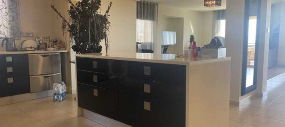 3 bedrooms Apartment in Germasogeia, Cyprus No. 7965 16