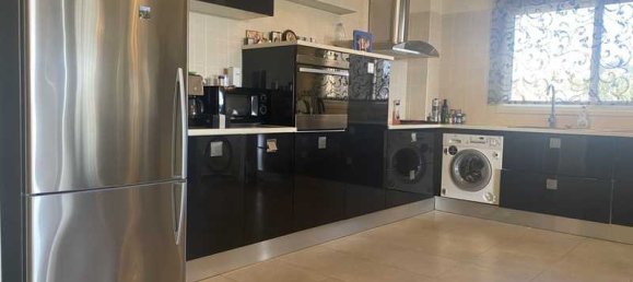 3 bedrooms Apartment in Germasogeia, Cyprus No. 7965 15