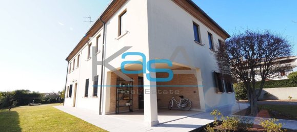 6 rooms Villa in Quinto di Treviso, Italy No. 99796 18