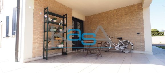 6 rooms Villa in Quinto di Treviso, Italy No. 99796 17