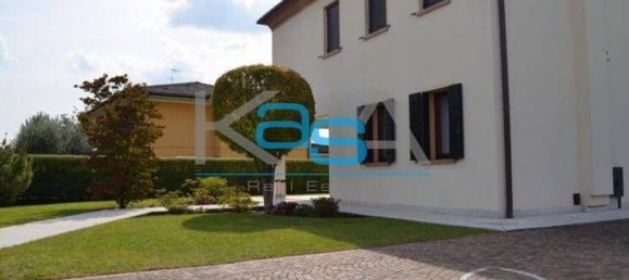 6 rooms Villa in Quinto di Treviso, Italy No. 99796 9