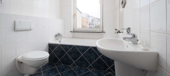 7 rooms Townhouse in Bremen, Germany No. 72721 5