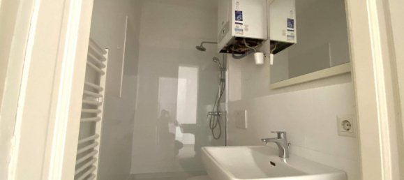 2 rooms Apartment in Penzing, Austria No. 73484 10