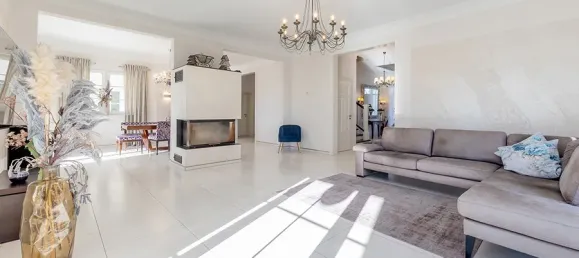 4 Schlafzimmer Villa in Cloppenburg, Germany, Nr. 193166 3