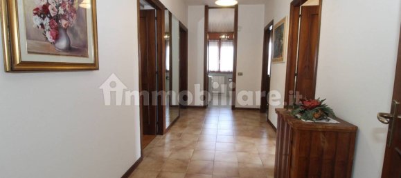 3 bedrooms Villa in Trissino, Italy No. 322660 7