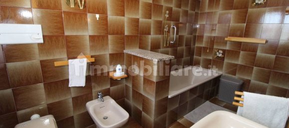 3 bedrooms Villa in Trissino, Italy No. 322660 11