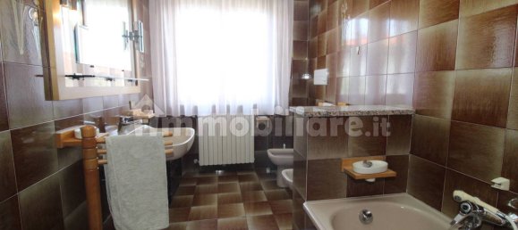 3 bedrooms Villa in Trissino, Italy No. 322660 10