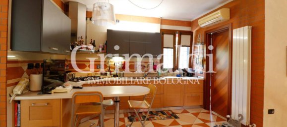 3 bedrooms Apartment in Bologna, Italy No. 58322 16