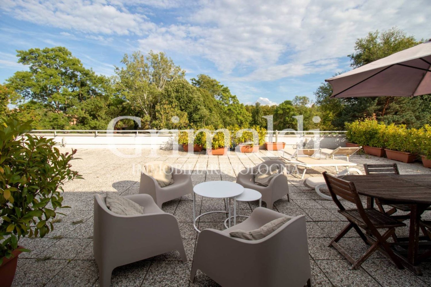 3 bedrooms Apartment in Bologna, Italy No. 58322