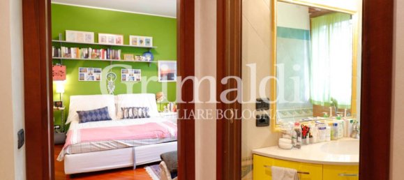3 bedrooms Apartment in Bologna, Italy No. 58322 37