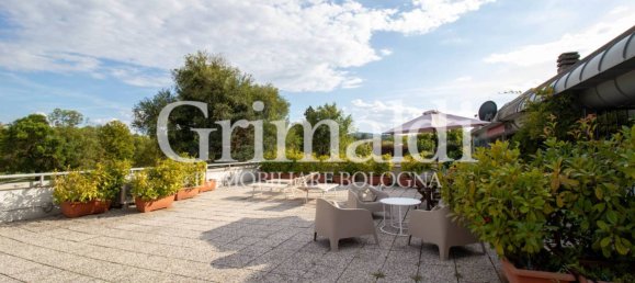 3 bedrooms Apartment in Bologna, Italy No. 58322 9