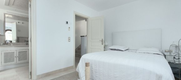 4 bedrooms Townhouse in Benahavis, Spain No. 105936 19