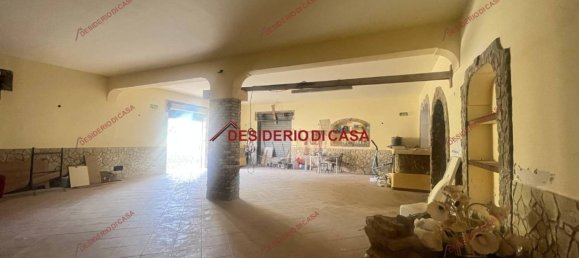 3 rooms Commercial property in Casteldaccia, Italy No. 322815 2