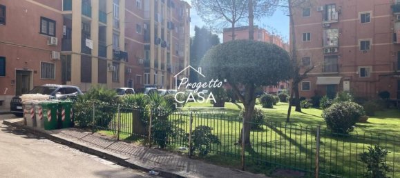 3 rooms Apartment in Naples, Italy No. 135223 16