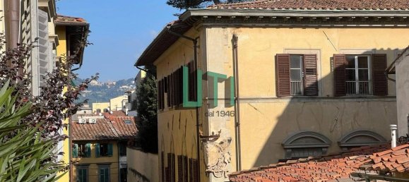 2 bedrooms Apartment in Florence, Italy No. 155129 10