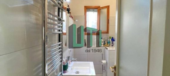 2 bedrooms Apartment in Florence, Italy No. 155129 15