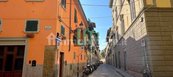 2 bedrooms Apartment in Florence, Italy No. 155129 7
