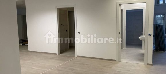 1 room Office in Rozzano, Italy No. 213435 3