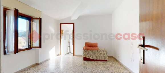 2 bedrooms Apartment in Gallicano, Italy No. 235281 15