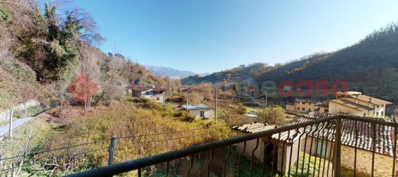 2 bedrooms Apartment in Gallicano, Italy No. 235281 22