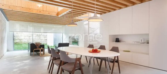 6 bedrooms House in Porto, Portugal No. 133509 16