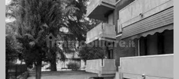 4 bedrooms Apartment in Verona, Italy No. 271019 13