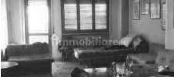 4 bedrooms Apartment in Verona, Italy No. 271019 6