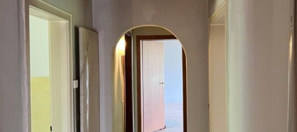 4 rooms Apartment in Dingolfing-Landau, Germany No. 147849 3