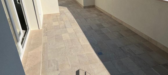 4-salle Penthouse à Albignasego, Italy No. 29015 13