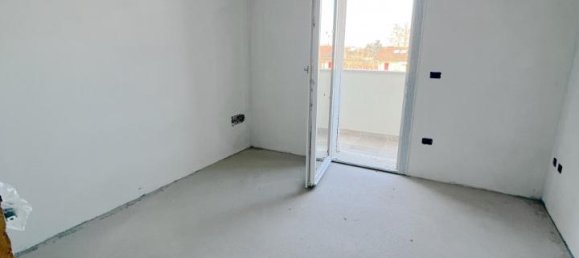 4-salle Penthouse à Albignasego, Italy No. 29015 11