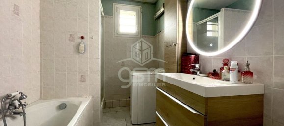 3 bedrooms House in Sorigny, France No. 54698 4