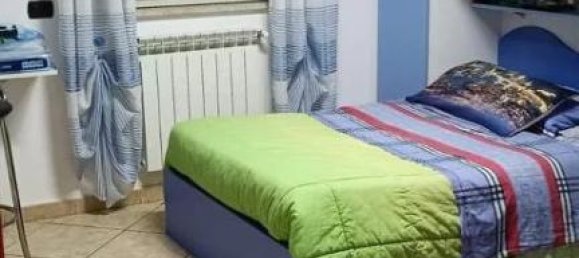 5-salle Appartement à Messina, Italy No. 80696 3