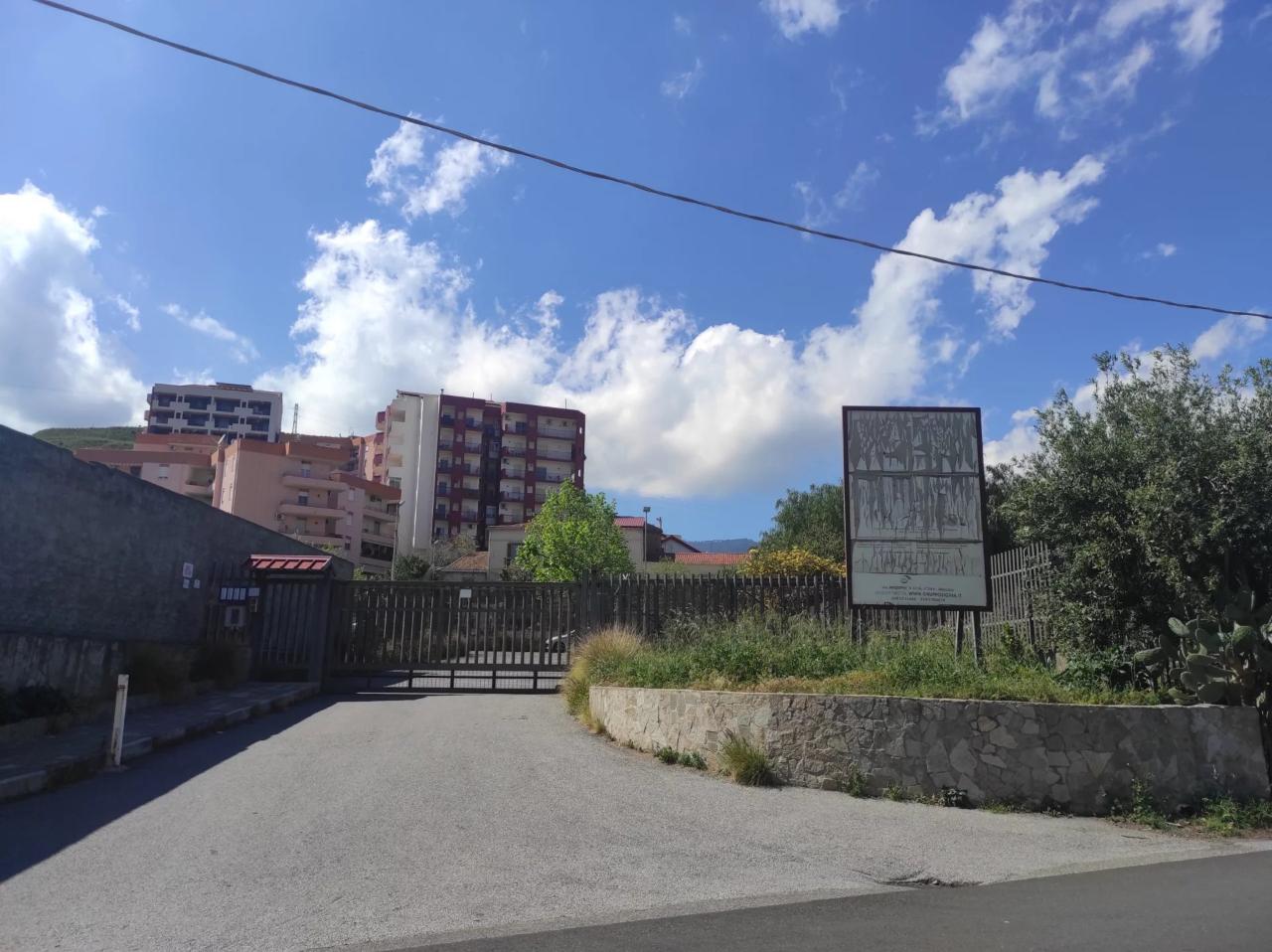 5-salle Appartement à Messina, Italy No. 80696