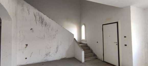 11-Zimmer Haus in Roncaro, Italy, Nr. 3380 3