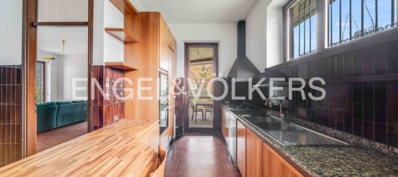 Дом с 6 комнатами в Альбидзате, Италия № 126141 20