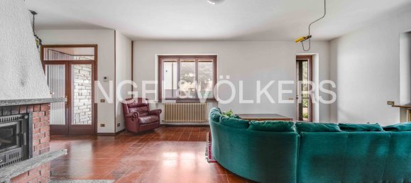 Дом с 6 комнатами в Альбидзате, Италия № 126141 33