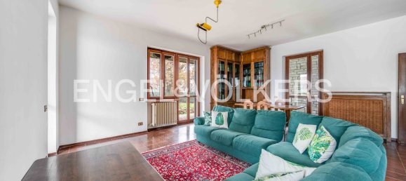 Дом с 6 комнатами в Альбидзате, Италия № 126141 31