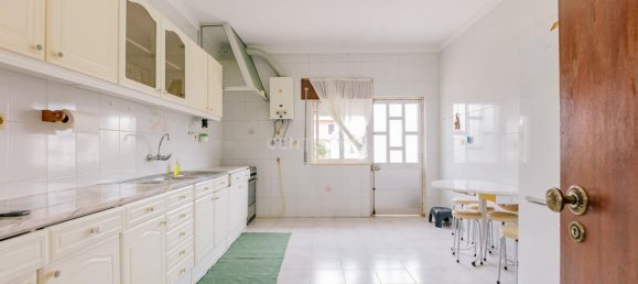 8 bedrooms House in Loures, Portugal No. 133391 11