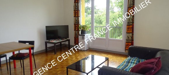 Apartamento de 3 dormitorios en Bourges, France No. 68170 2