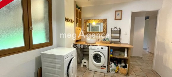 6 bedrooms House in Isere, France No. 205763 9