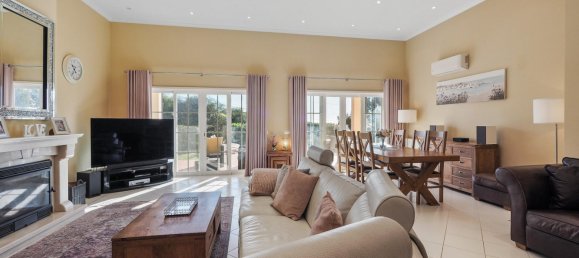 3 bedrooms Villa in Lagoa, Portugal No. 102369 2