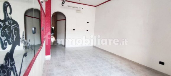 1 room Commercial property in Brindisi, Italy No. 339915 3