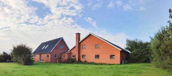 Villa de 2 dormitorios en Flensburg, Germany No. 292952 2