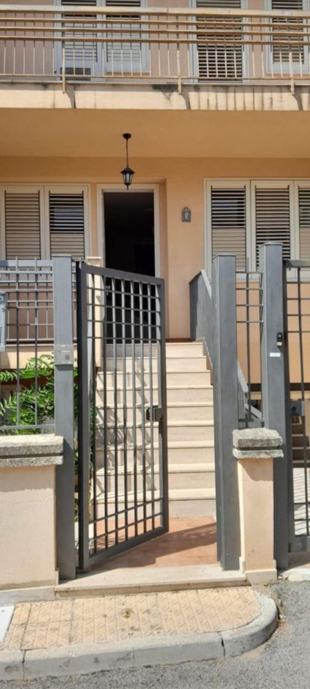 9 chambres Maison à Santa Flavia, Italy No. 354993