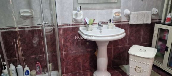 Дом с 3 спальнями в Зейтун, Мальта № 2810 4