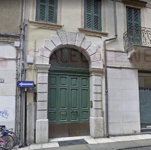 3 rooms Apartment in Verona, Italy No. 266493