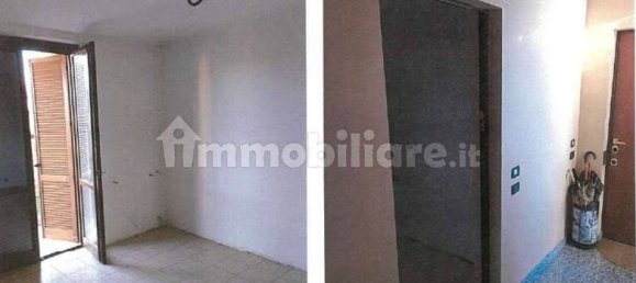 1 bedroom Apartment in Cassano Magnago, Italy No. 8422 5